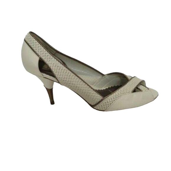 BCBG Perforated Peep Toe Heels Ivory Off White Perforated Peep Toe Heels 8B - Picture 1 of 11